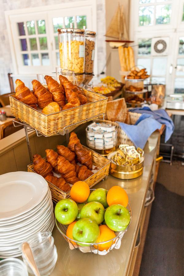 Boat Hotel De Barge Брюж Екстериор снимка