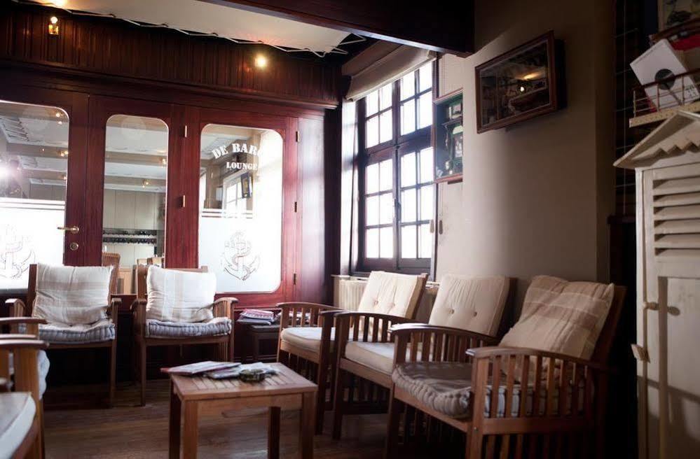 Boat Hotel De Barge Брюж Екстериор снимка
